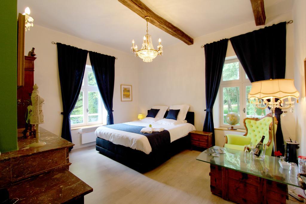 Chateau De L Aviette - Rancennes Givet Rom bilde