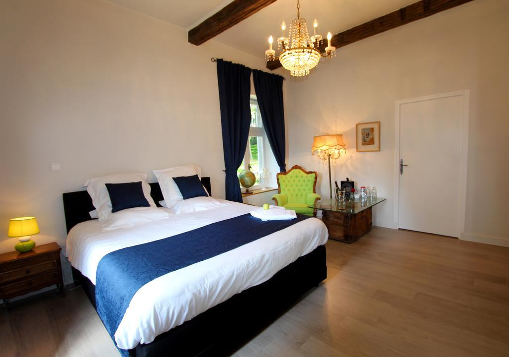 Chateau De L Aviette - Rancennes Givet Rom bilde